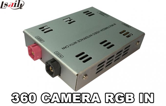 반전 차 후방 사진기 공용영역 주차에 있는 포르쉐 360 RGB