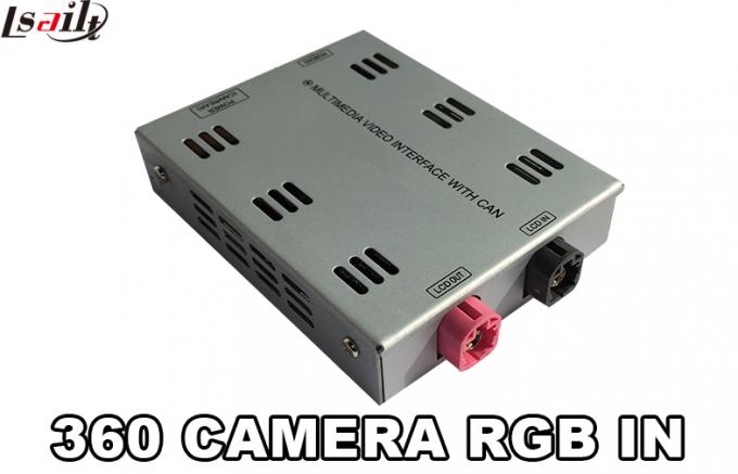 반전 차 후방 사진기 공용영역 주차에 있는 포르쉐 360 RGB